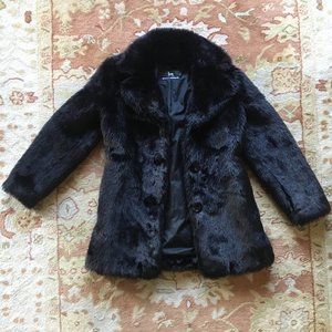 Luxurious Faux Fur Coat Like New! | Size Small